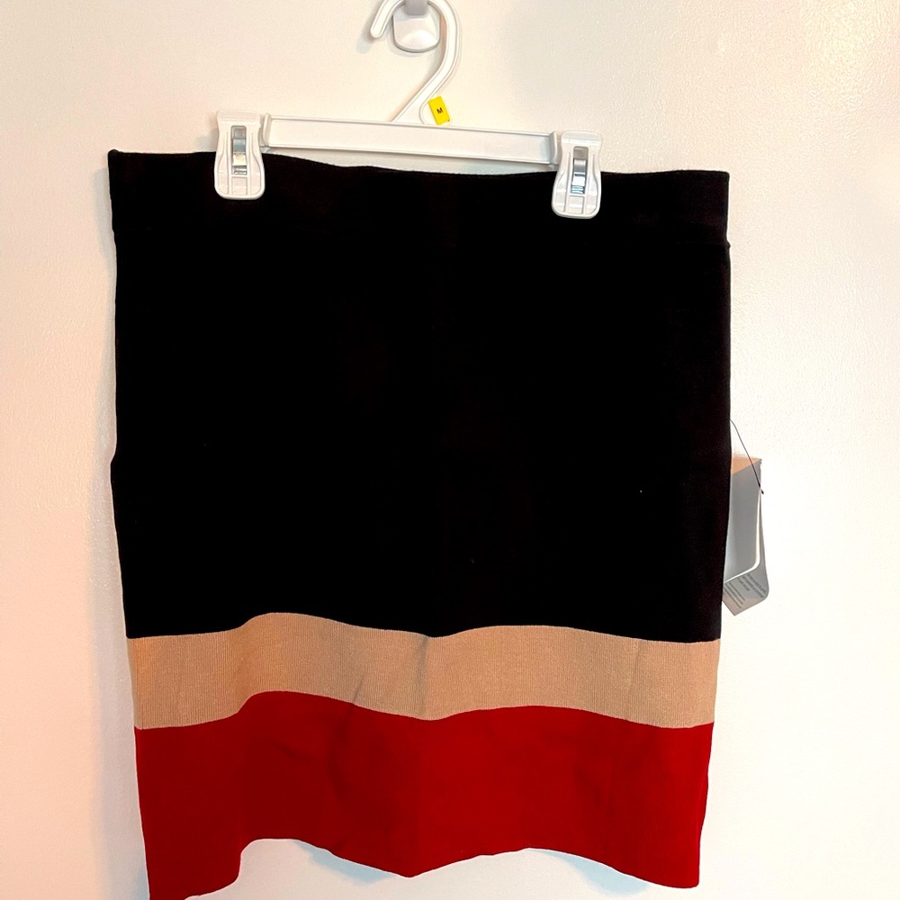 Adrianna Papell Mini-Skirt Large NWT